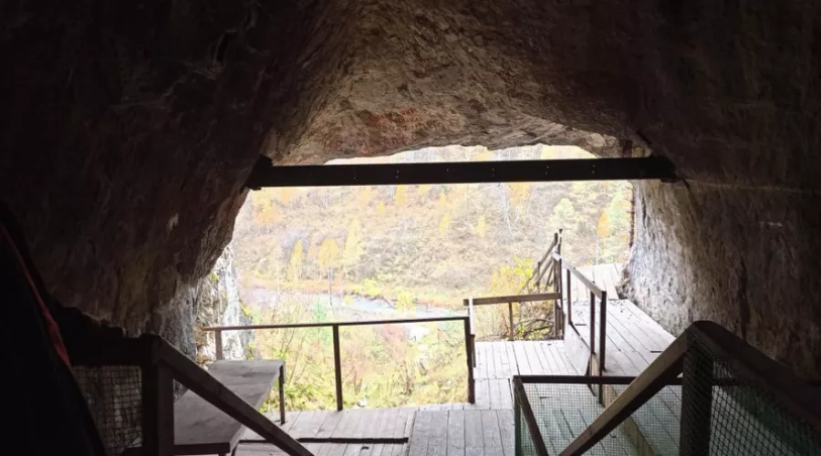 «Денисову пещеру» хотят сделать центром научного и познавательного туризма