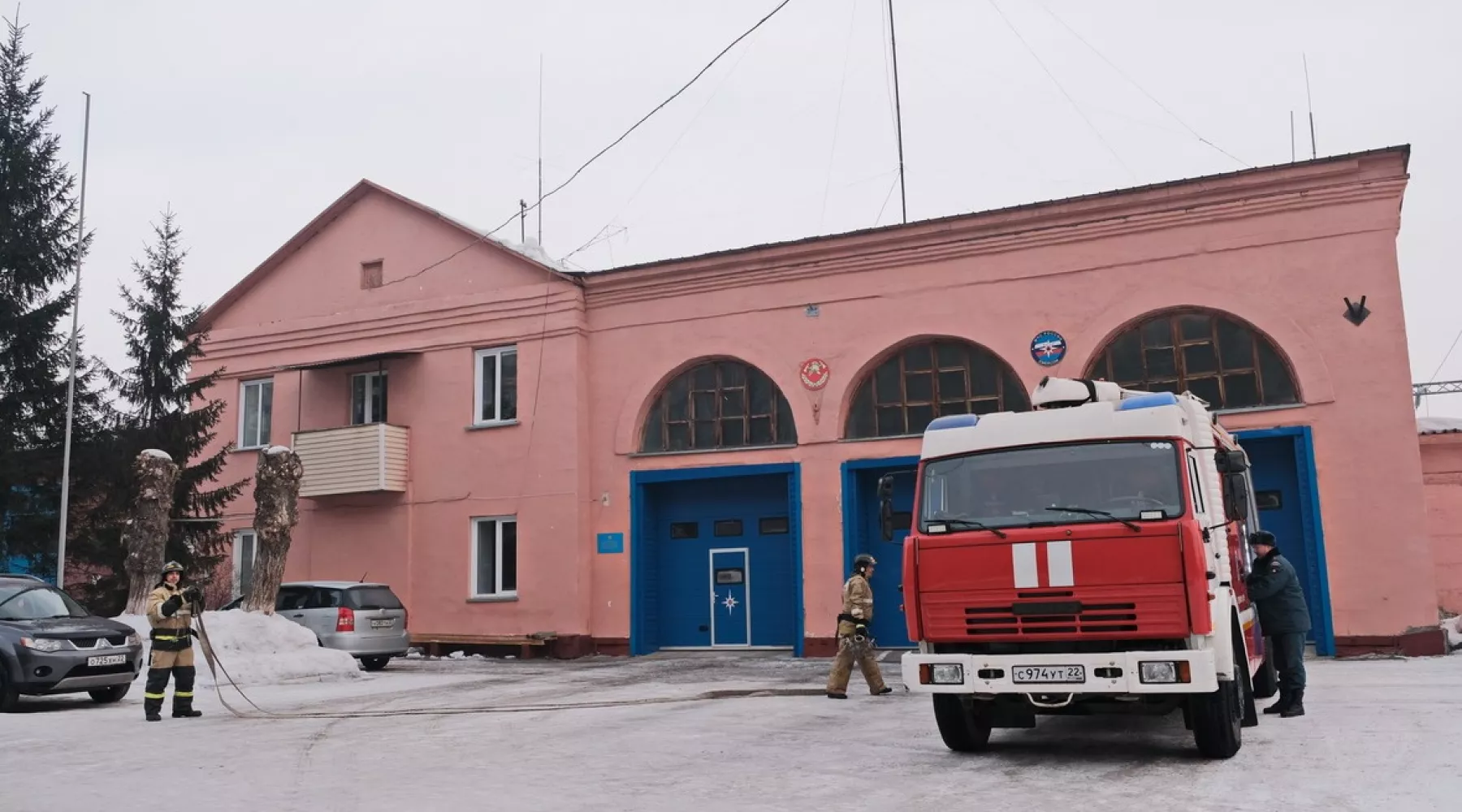 Бийчане жалуются, что пожарные машины не могут проехать к месту ЧП 