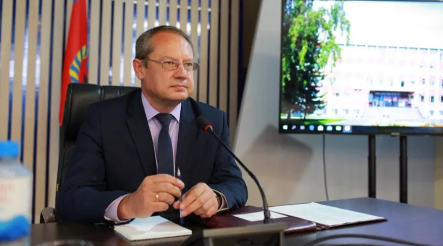 Глава Бийска Александр Студеникин подал в отставку