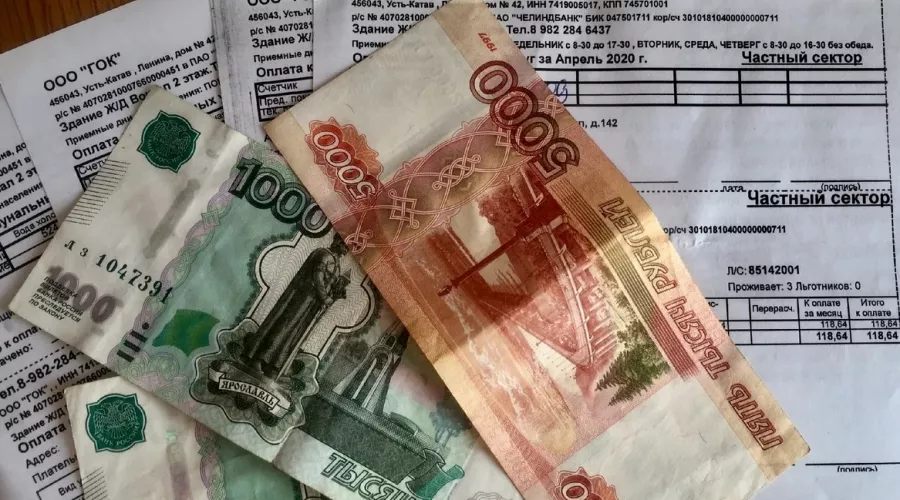  Россиян обяжут платить долги по ЖКУ за бывших владельцев квартиры 