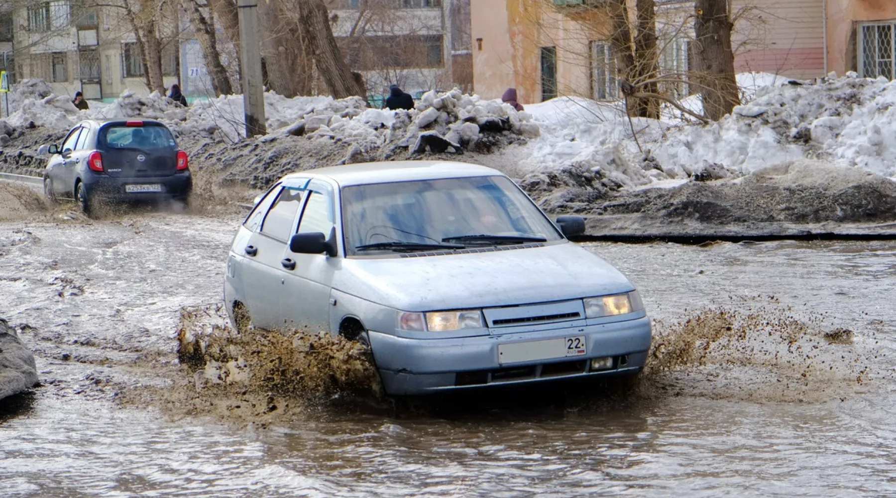 Эксперт: грязные номера на автомобиле могут стать причиной штрафа