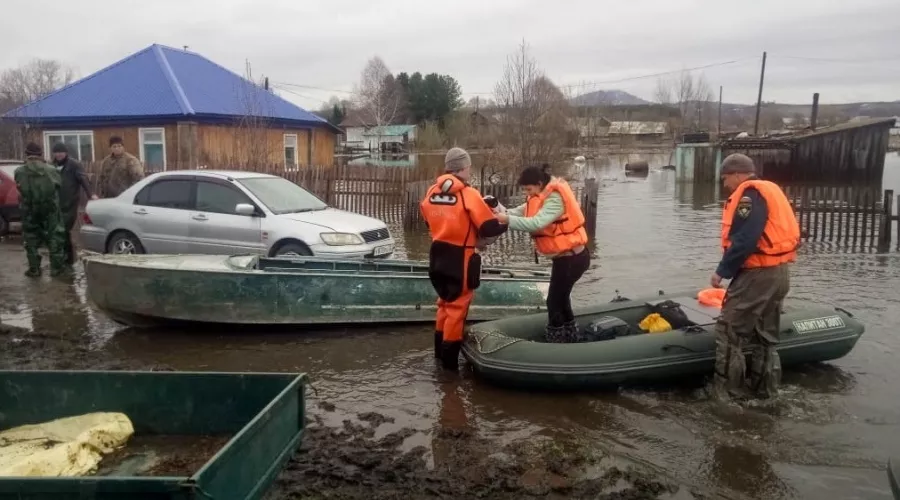 В Алтайском крае паводковыми водами оказались подтоплены 18 домов