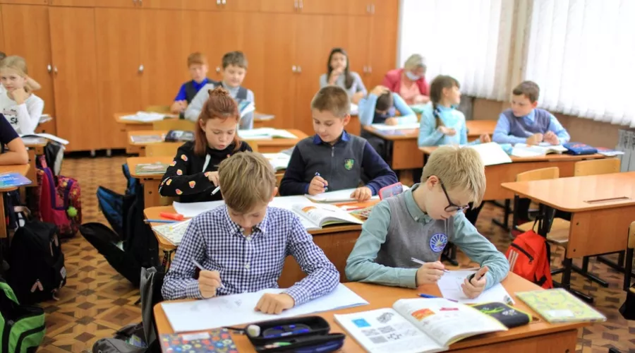 В российских школах появится учебник по налогообложению