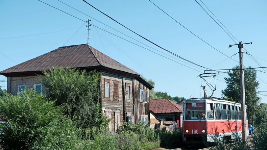 В Бийске в основном ходят трамваи Усть-Катавского вагоностроительного завода 