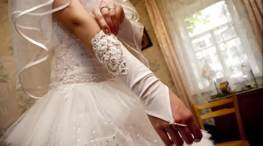 Замуж невтерпеж: на Алтае спрос на свадебные платья превысил доковидный уровень