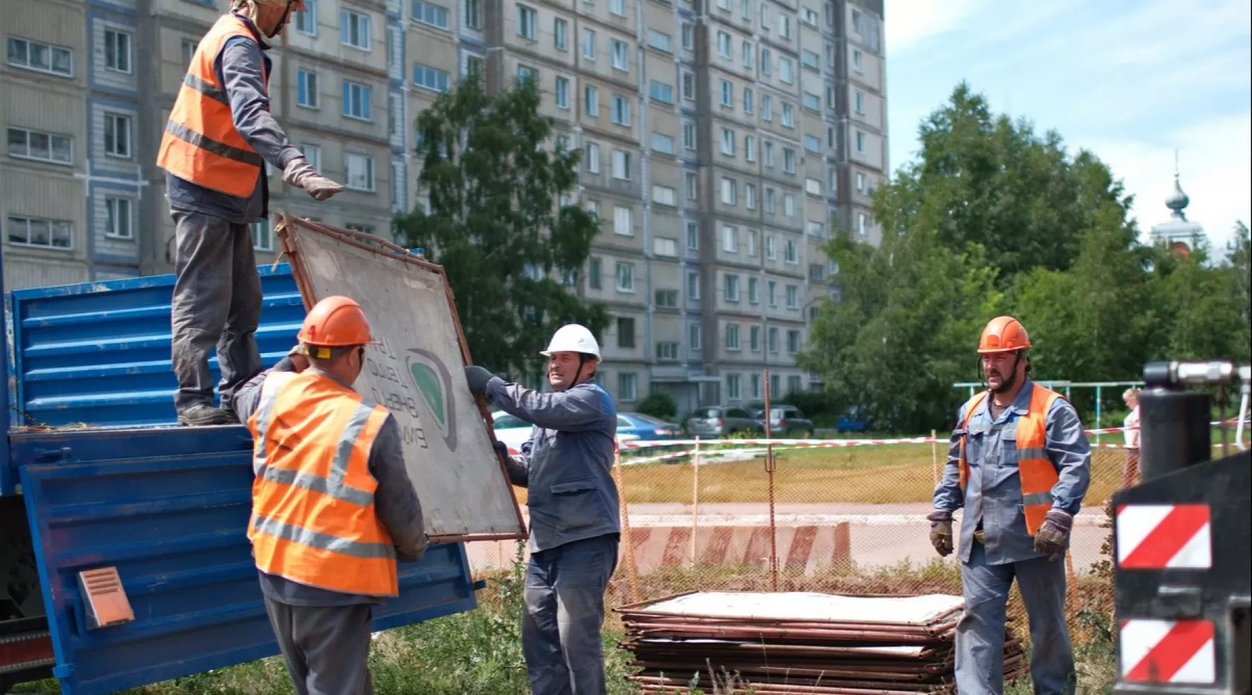 Более 70 дефектов выявили энергетики при испытаниях в поселках треста и химиков 