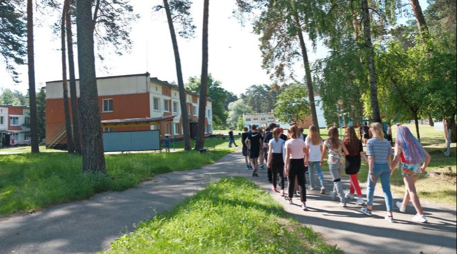 Лагеря в боровом. Лагерь Лесной городок Бийск. Лагерь Алтай Боровое.