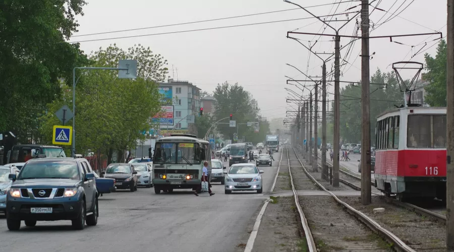 Город, ул. Васильева, автобус, трамваи, дороги