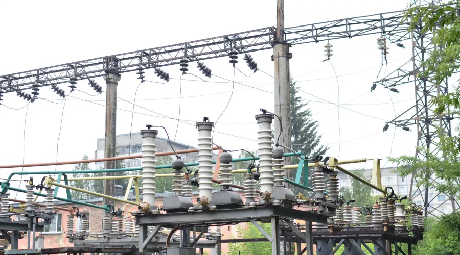 В каких районах Бийска 24 июня отключат электроэнергию