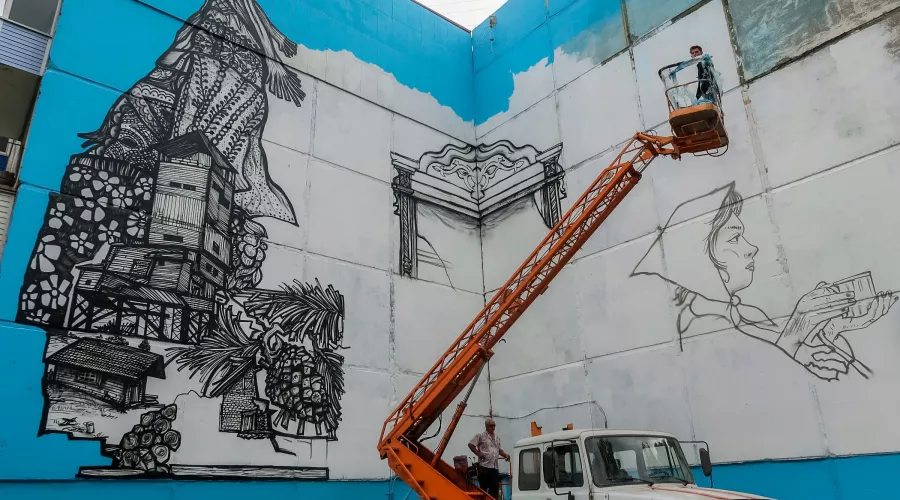 Что-то вырисовывается: первое крупное граффити в Бийске завершат к 3 июля