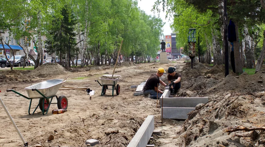 В 2022 году в Бийске отремонтируют 20 дворов и две общественные территории