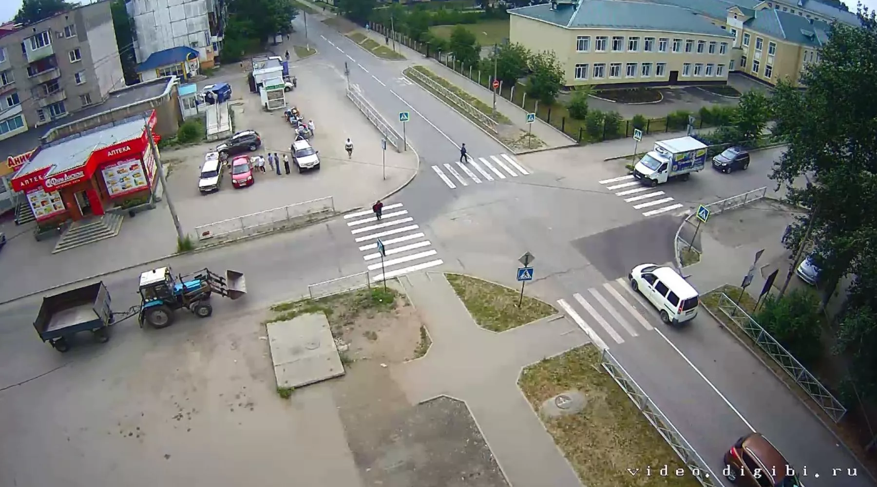 Жители поселка Трест в Бийске жалуются на запахи гнили и гари в воздухе 