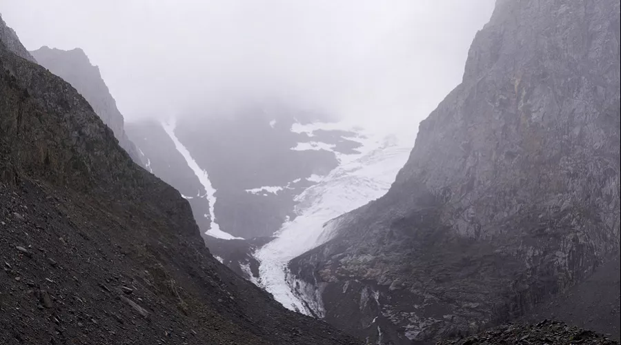 Слишком опасно: ледник Малый Актру на Алтае закрыли для посещения туристов 