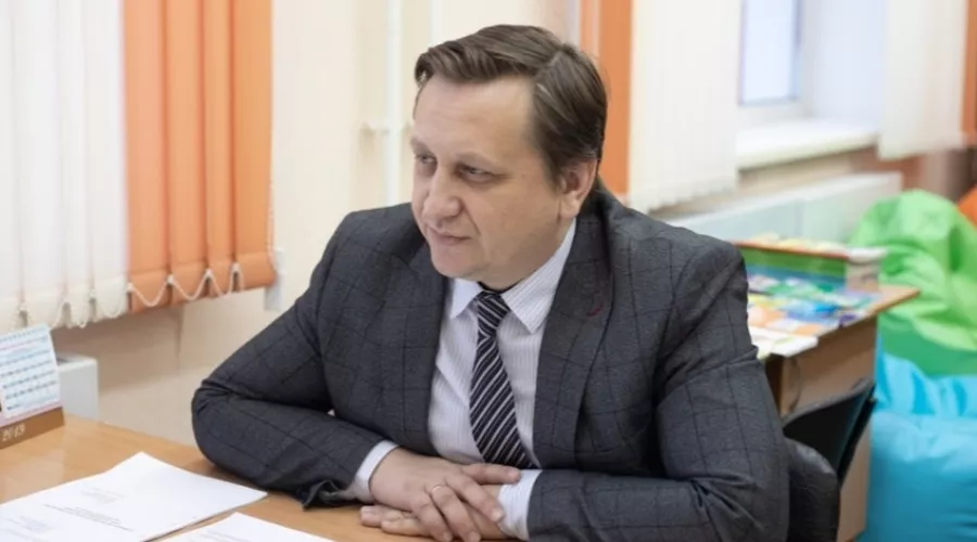 Министр образования Алтайского края Максим Костенко может уйти в отставку