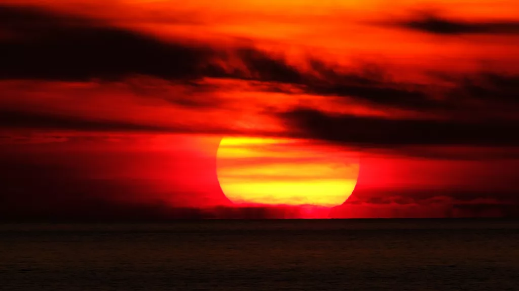 На Земле началась трехдневная магнитная буря из-за корональной дыры - Информационный портал "Бийский рабочий", 02.04.2026