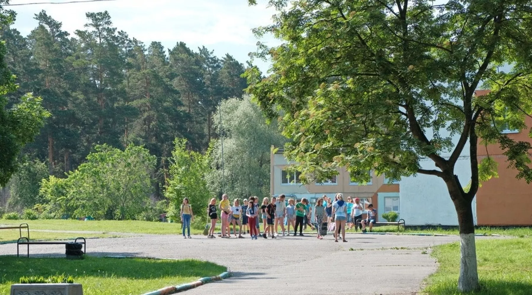 Детский загородный лагерь