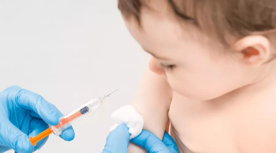Двое детей на Алтае заболели столбняком – их родители отказались от прививок