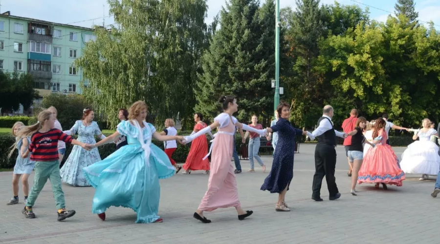 Танцы на Петровском бульваре