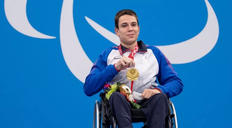 Бийчанин Роман Жданов завоевал вторую золотую медаль Паралимпиады в Токио