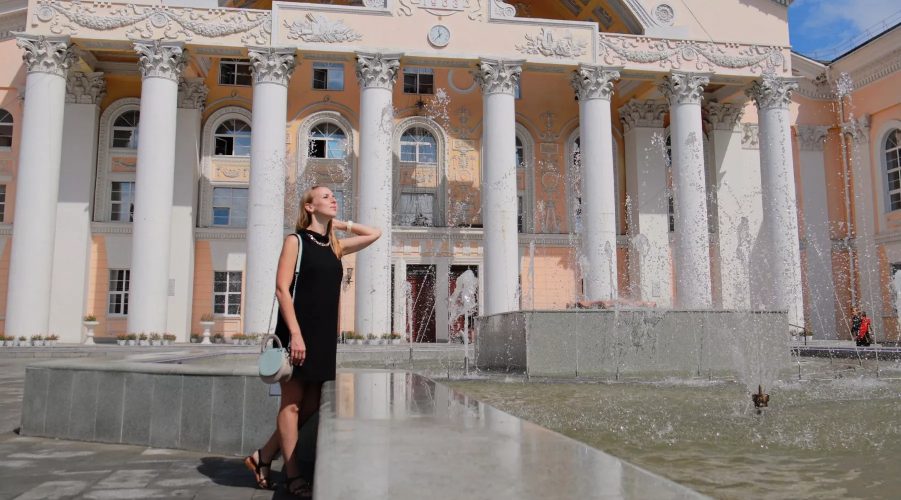 Разгул летнего буйства: Вильфанд посоветовал москвичам греться в Сибири 