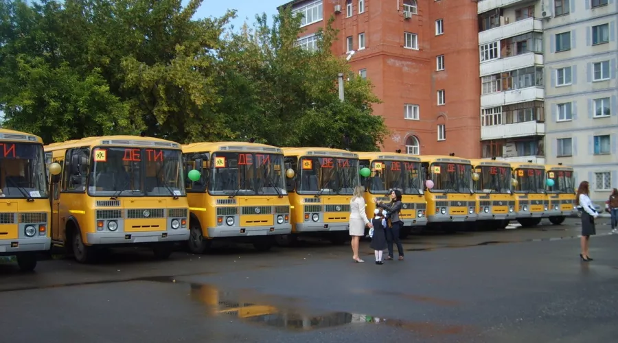 Школы Алтайского края до конца года получат 45 автобусов 