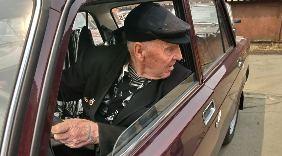 Идут в бой: в Бийске пожилые водители начали массово попадать в ДТП