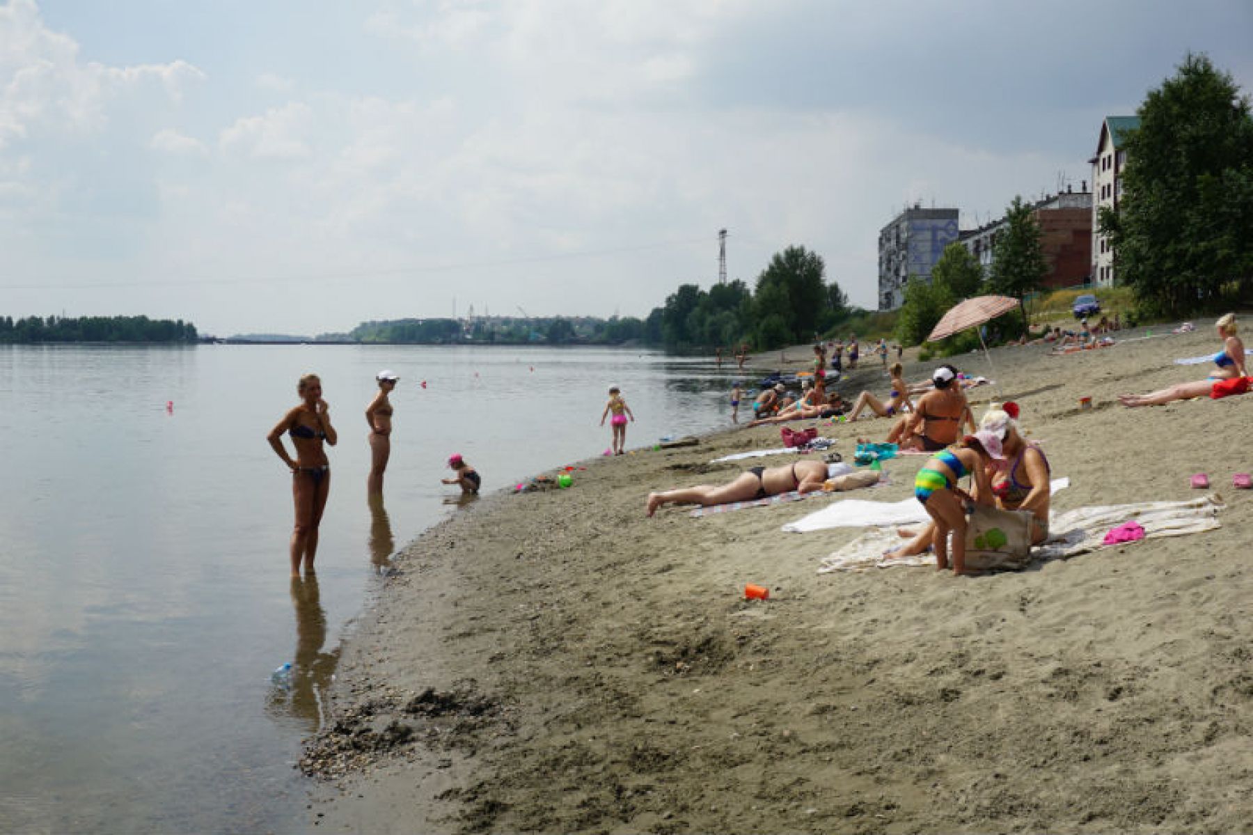 Пляж в районе Зеленого клина - самый протяженный. Фото: Иван Зяблицкий