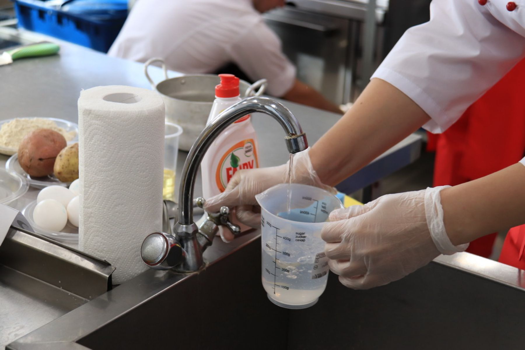 Соревнования лучших сварщиков и поваров прошли в Бийске