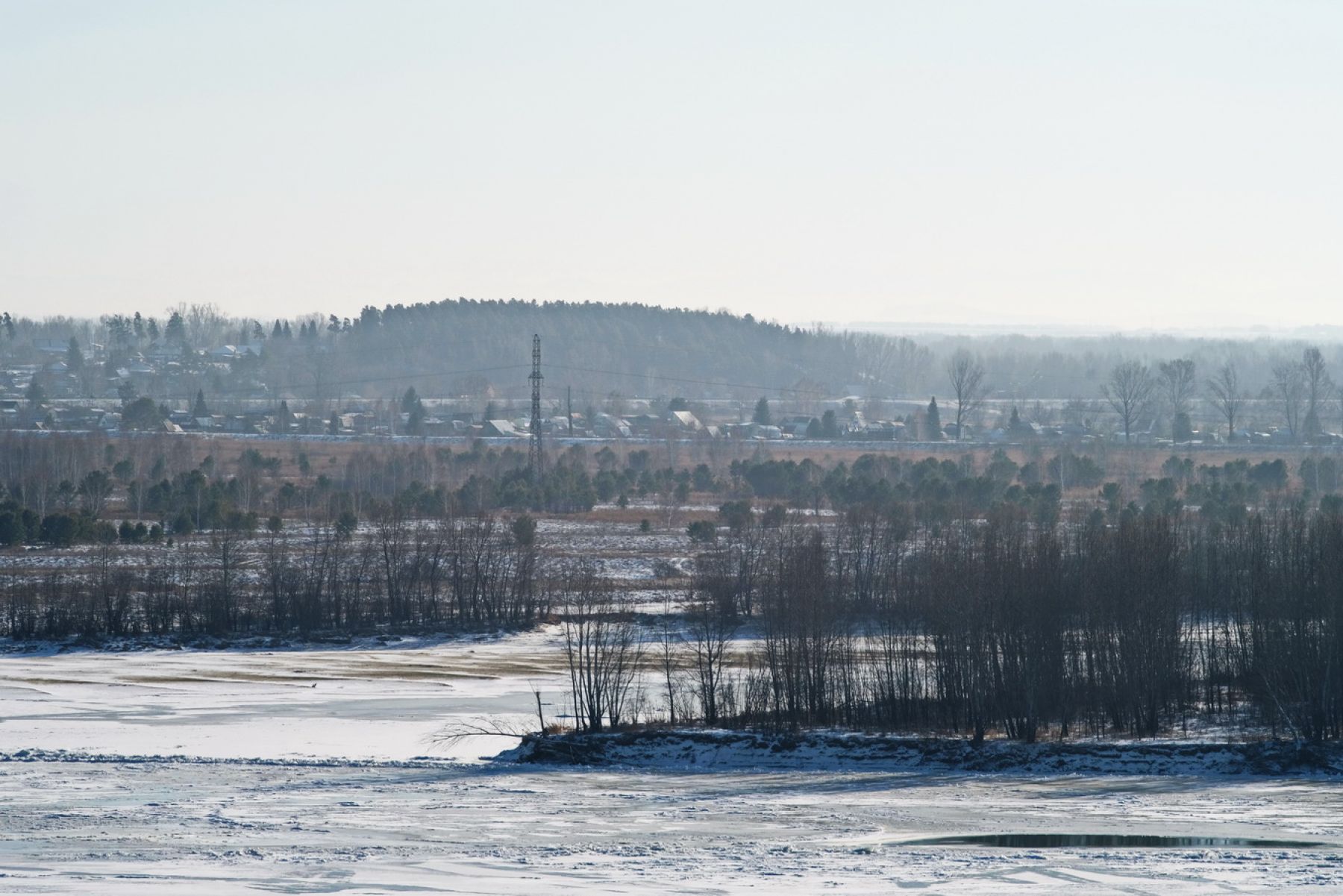 Зима на пороге: как выглядит Бия накануне декабря