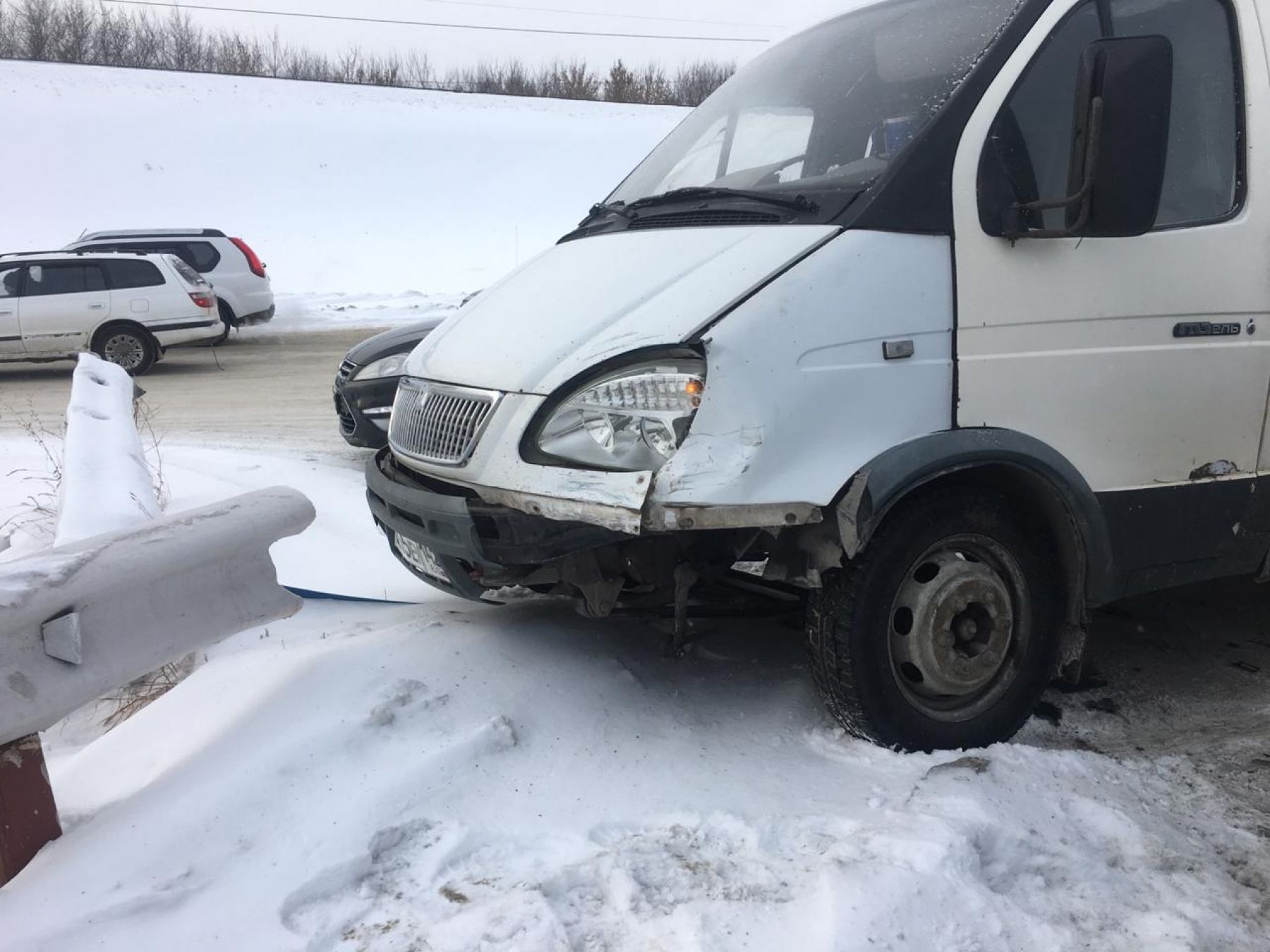 Газель столкнулась с Тойотой в Бийске