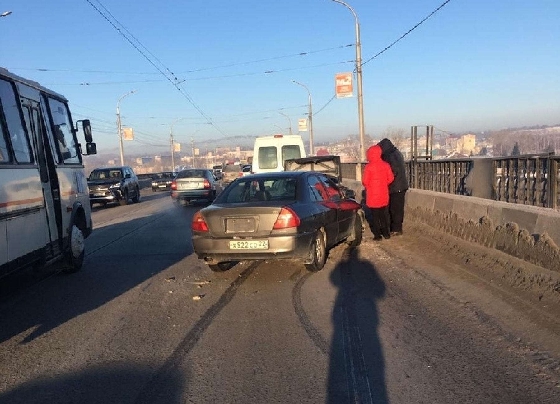 Три ДТП произошло на коммунальном мосту за сутки