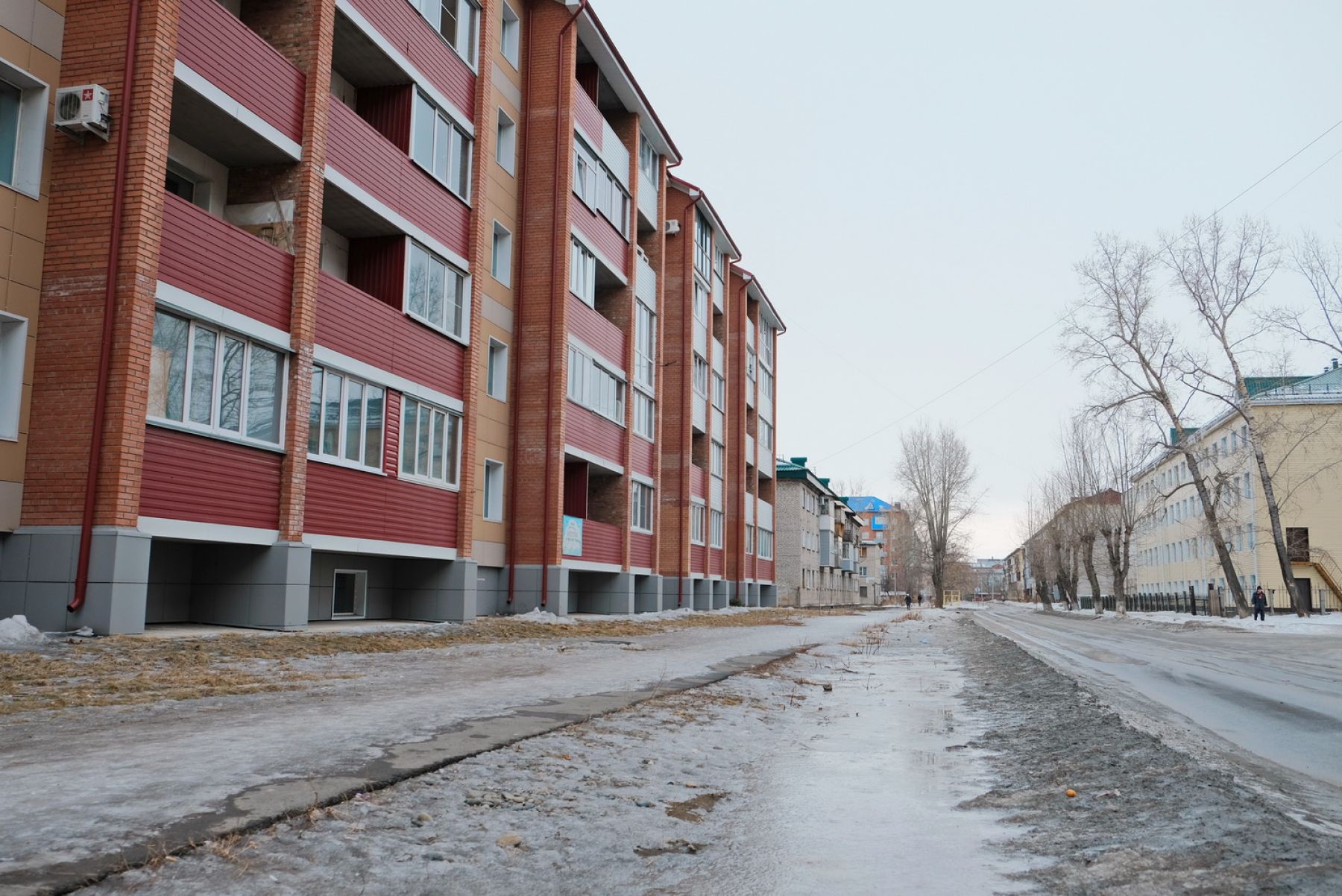 Медики в Бийске регистрируют рост числа пациентов, получивших травмы на улицах 