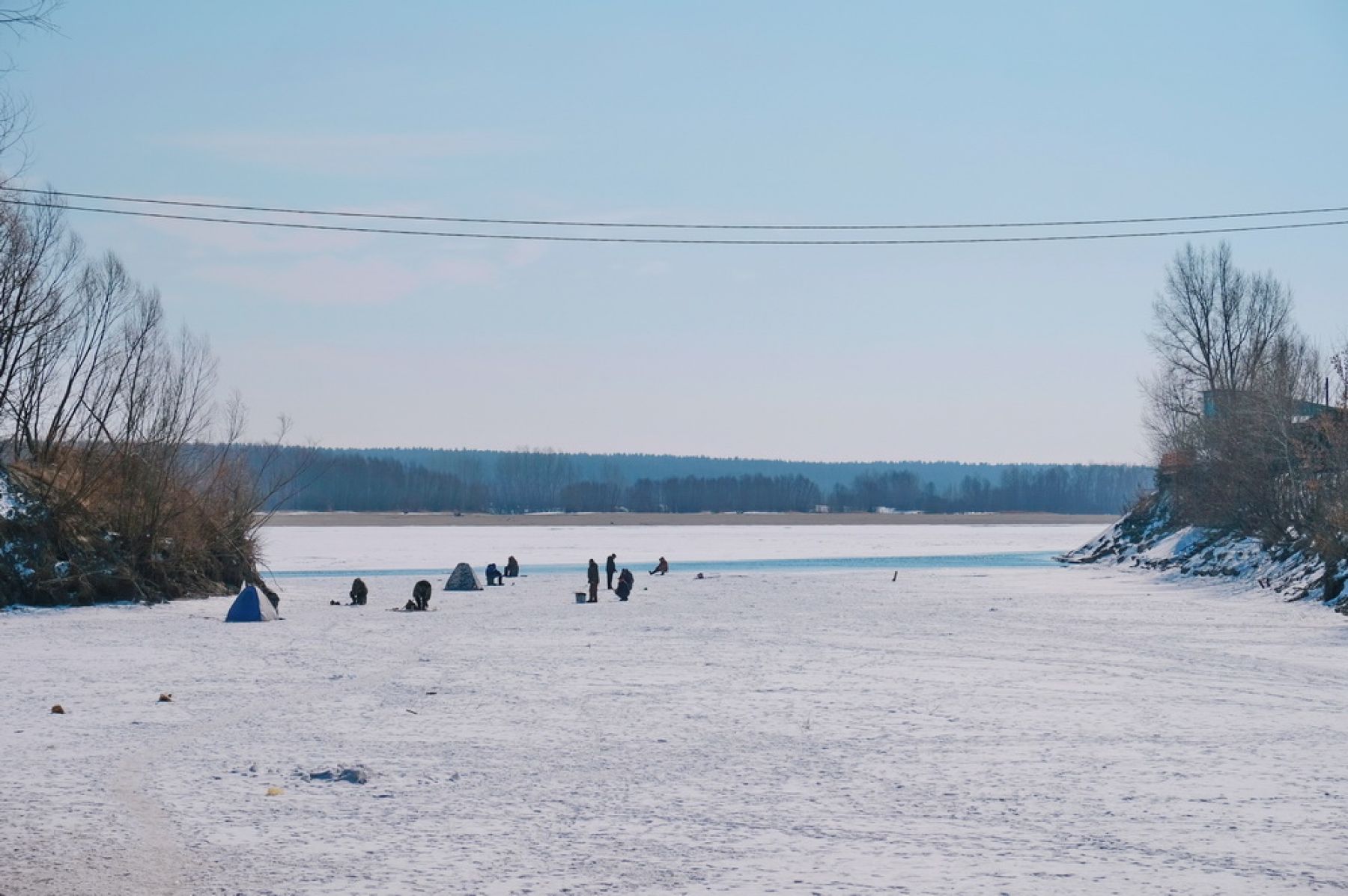 Фотовзгляд: за неделю до разведения понтонного моста