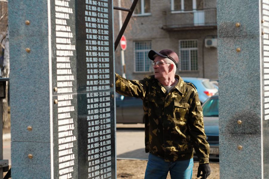 Обновленный мемориал в память о бийских чернобыльцах откроют в конце апреля 