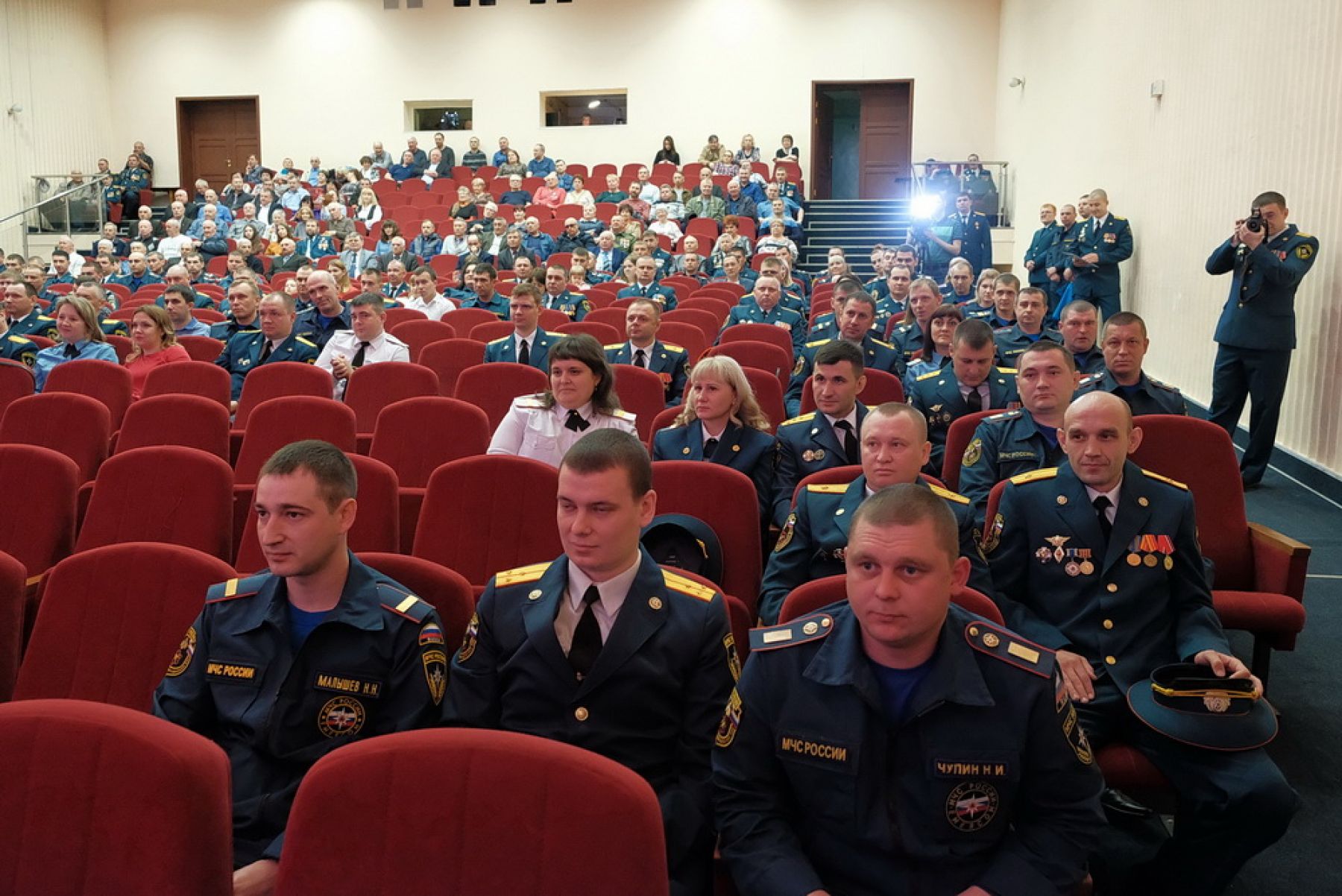 Боевая подготовка: бийские пожарные отмечают профессиональный праздник