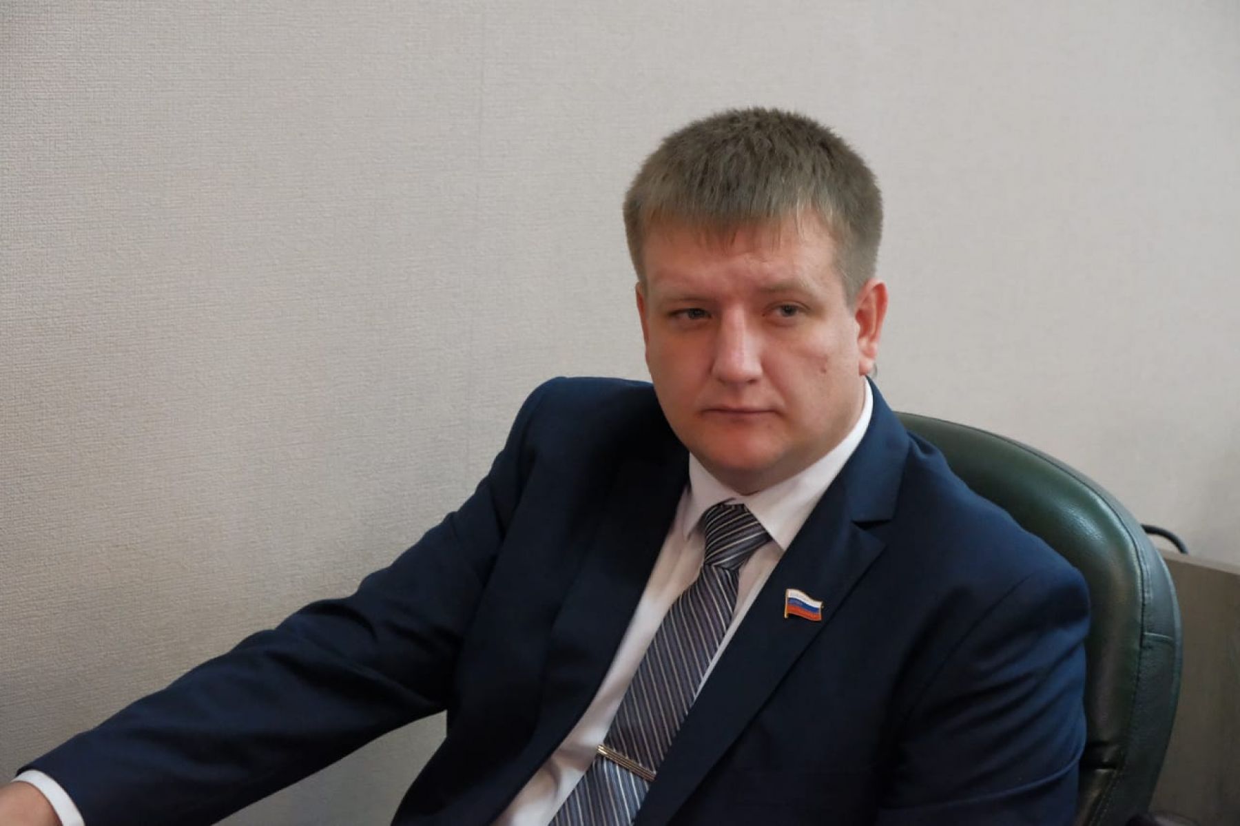 Новым депутатам Думы Бийска вручили удостоверения 