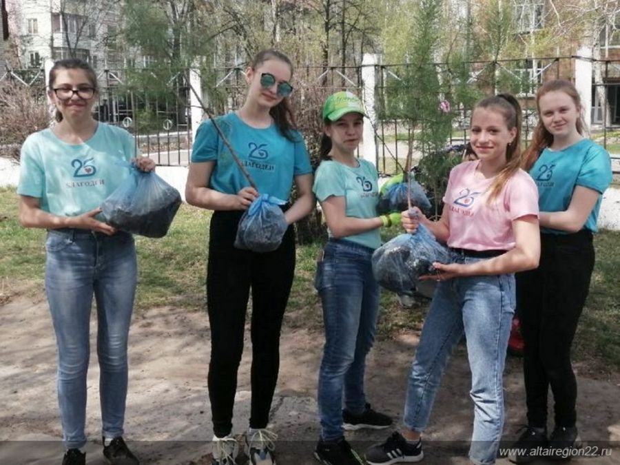 Волонтерские отряды из Бийска вошли в число лучших в России