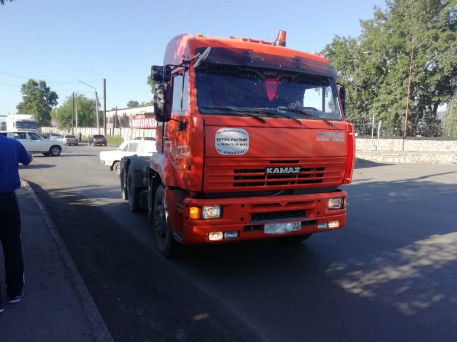 ВАЗ получил серьезные повреждения при ДТП 20 июня в Бийске 