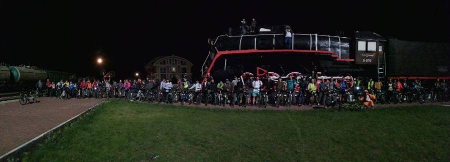 Сто велосипедистов приняли участие в бийской «Велоночи-2019»