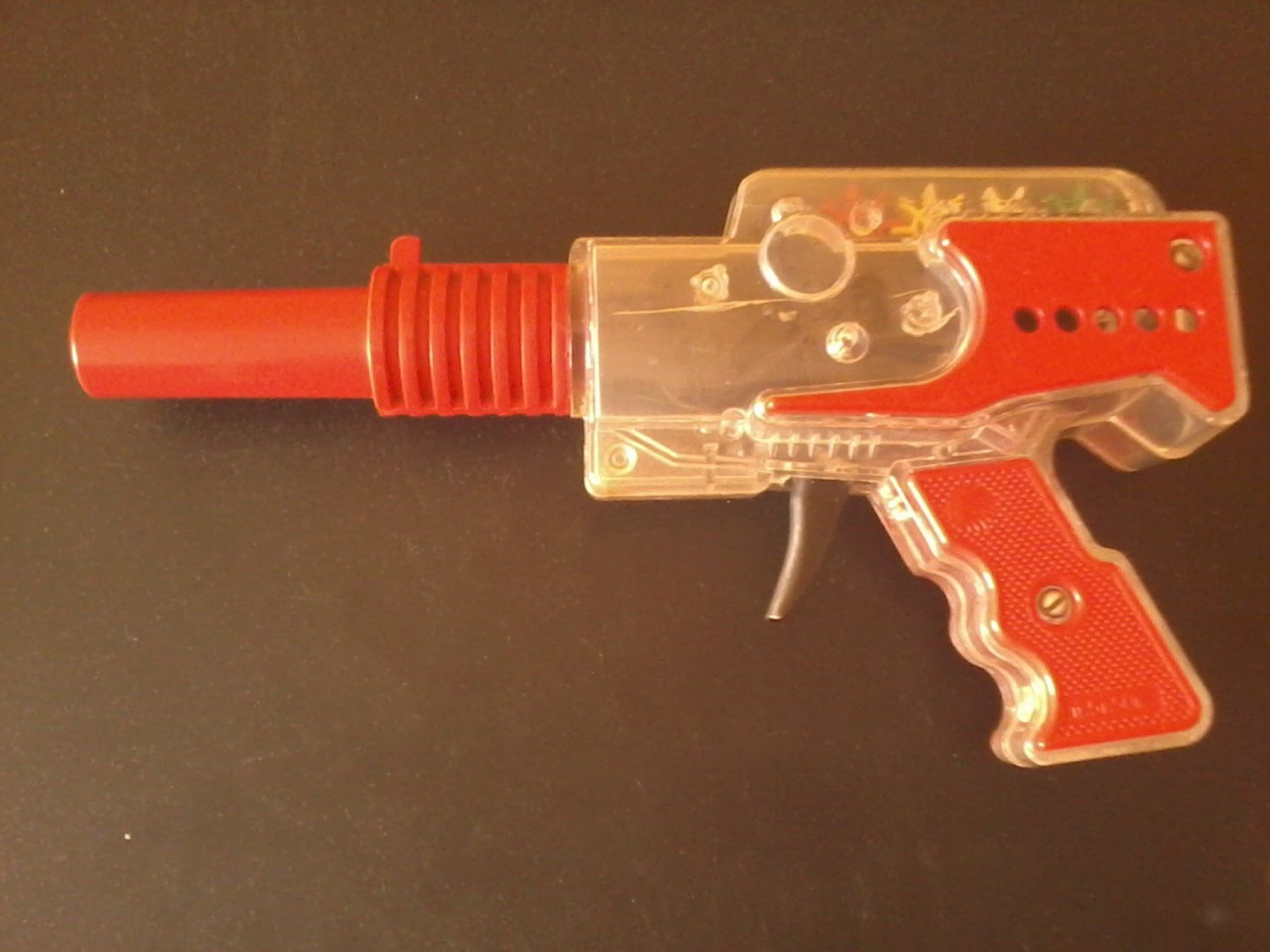 Ежи, бивни мамонта и даже грязь: что необычного продают в Бийске