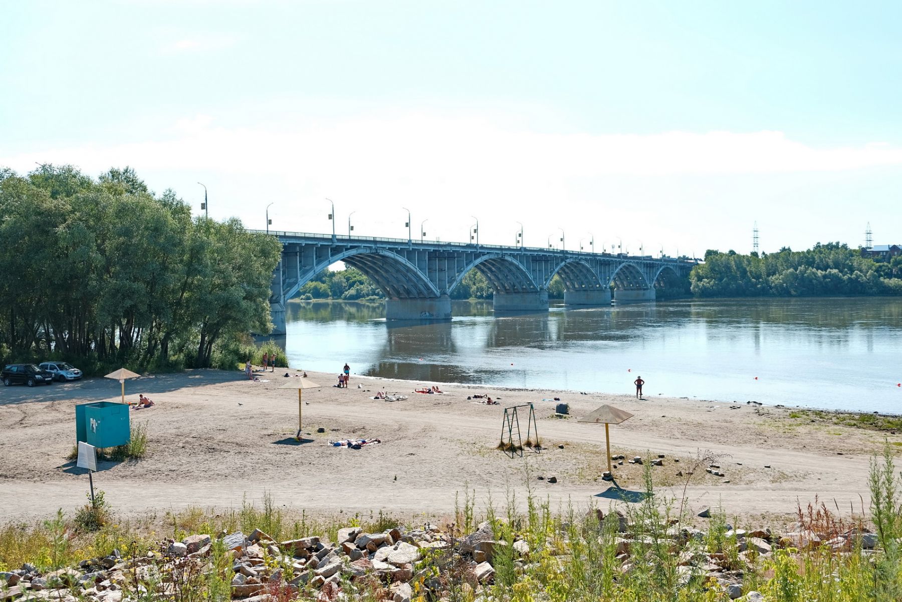 Рейтинг городских пляжей Бийска: куда ехать загорать и купаться