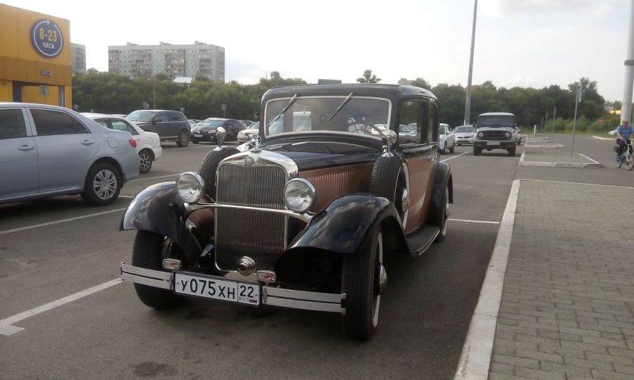 Как у Штирлица: репликар на Mercedes-Benz 1935 года продается в Бийске