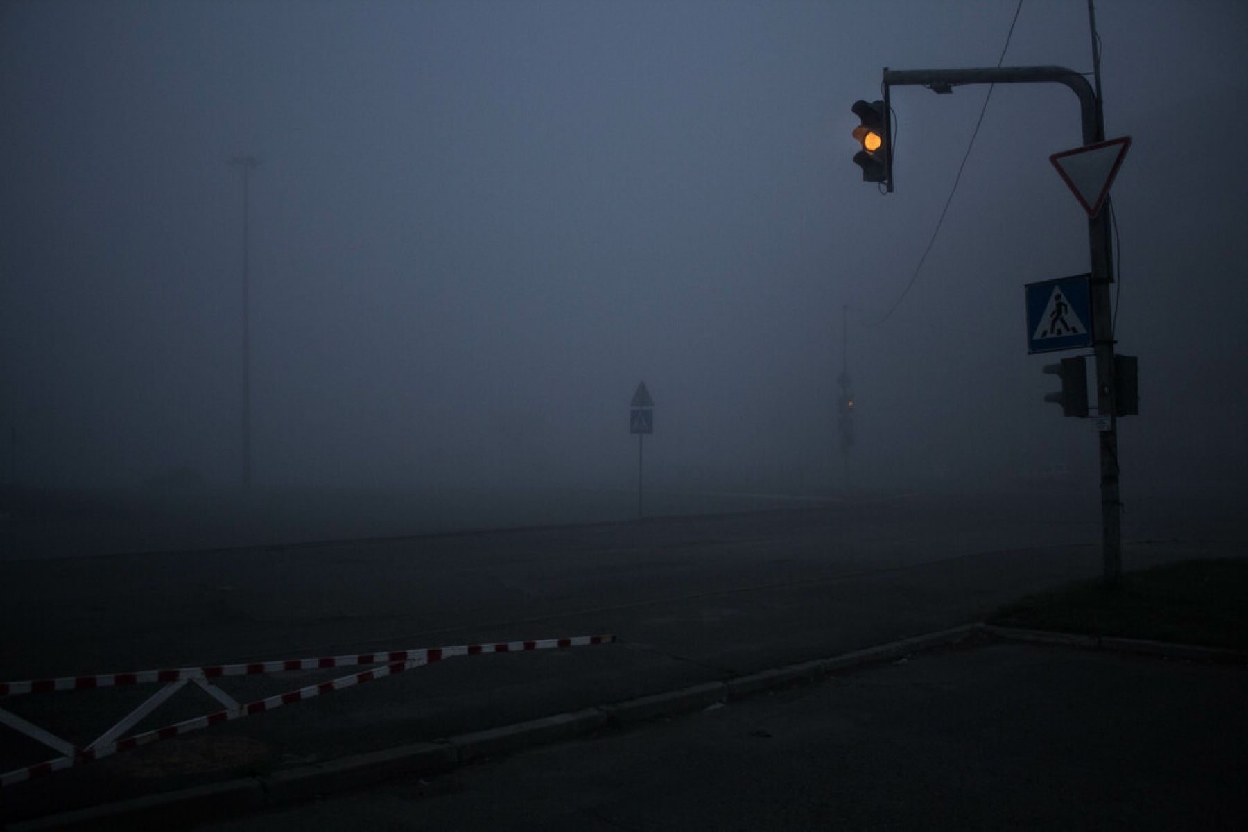 Сайлент-Бийск: город накрыло туманом из воды и дыма 