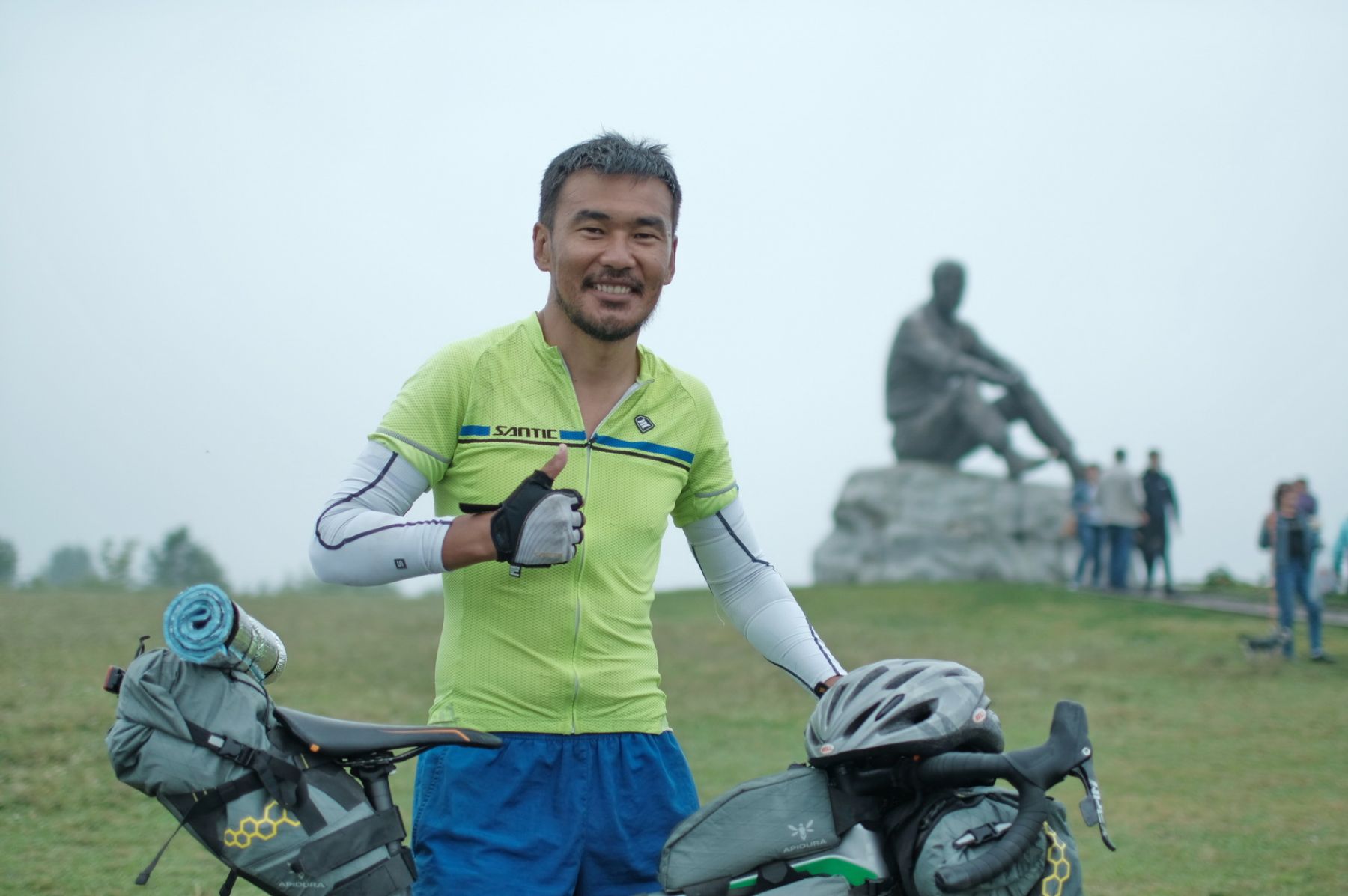 Зачем люди едут в Сростки