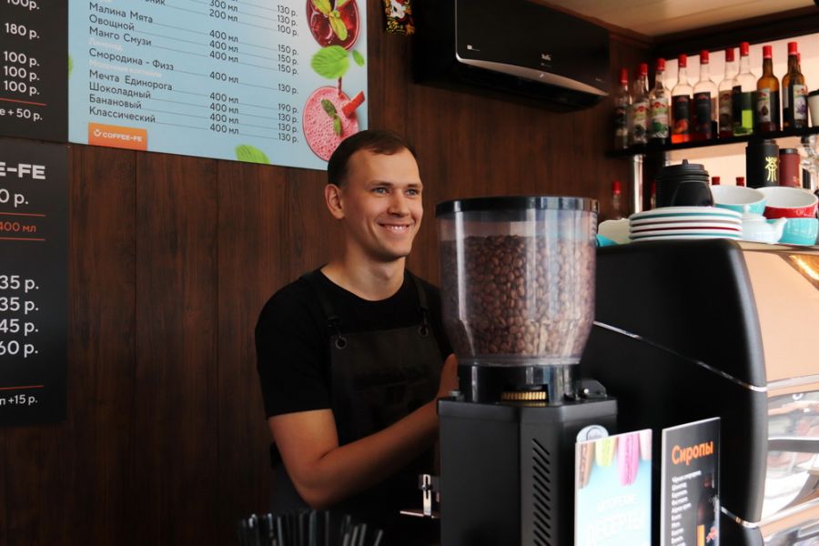 Где в Бийске купить кофе с собой и во сколько открываются городские кофейни