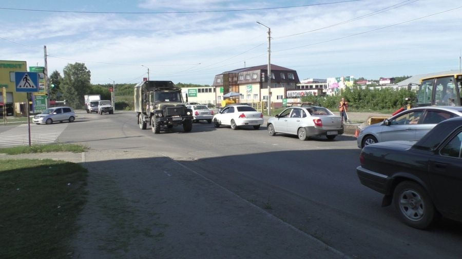 На перекрестке Трофимова-Севастопольская приступили к расширению проезжей части 