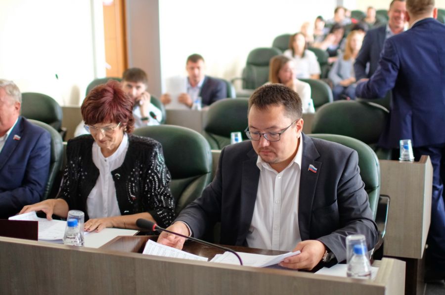 Депутаты Бийска решили собраться в октябре и вновь обсудить протест прокурора
