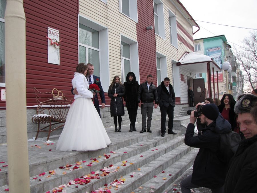 Любовь без свидетелей: какие свадьбы сегодня модны в Бийске 