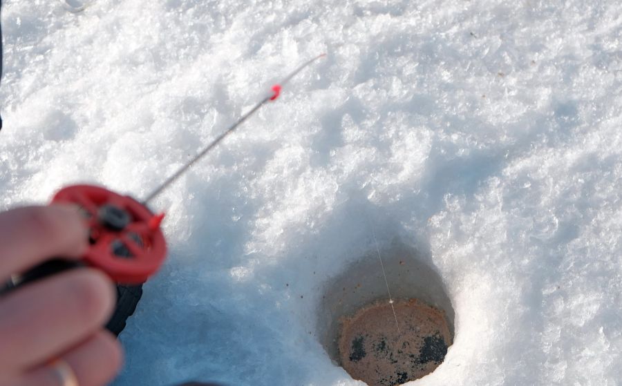 Не клюёт: почему любители зимней рыбалки не любят журналистов