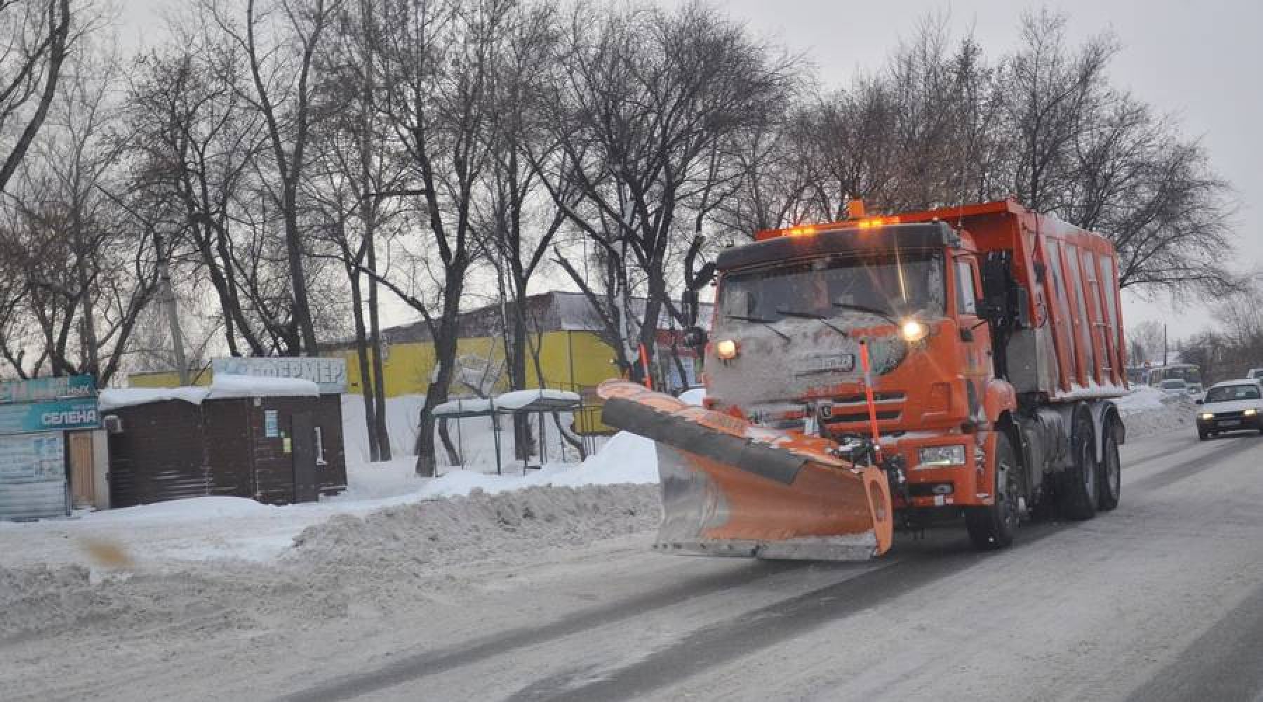 Снегосвалки заполнены, Бийск задумался о ливневках